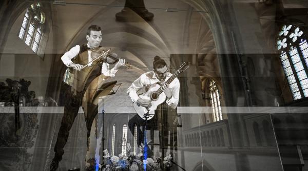 pe scena digitala in august vedem concertul de deschidere fits 2025 rapsodiile compania lui jackie chan si ultima generatie