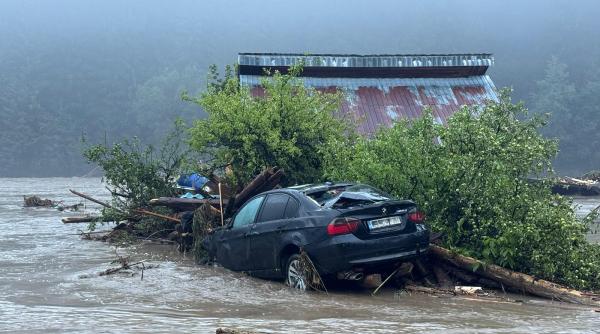 inundatiile suceava neamt 205 oameni salvati 5 elicoptere mobilizate