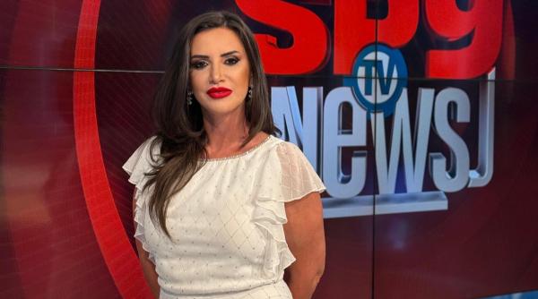 din 18 august de la 21 30 mara banica prezinta emisiunea spynews tv special de luni pana joi pe antena stars
