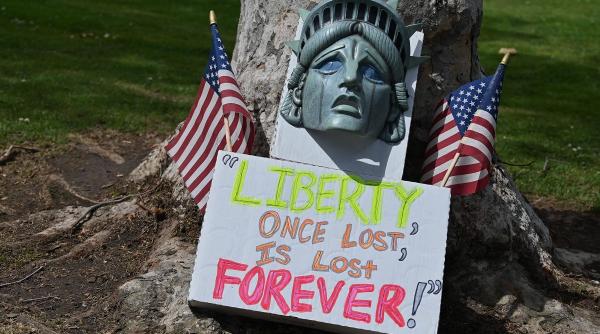 locuitoriiwashington dc protest patrulele impuse non stop casa alba