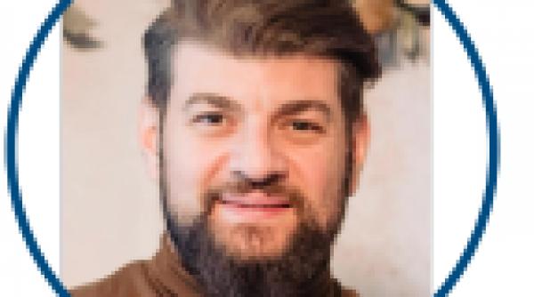 Profesor de sport, &#537;ef peste iluminatul public din Capital&#259;. Compania prelunge&#537;te mandatele &bdquo;speciali&#537;tilor&rdquo; din CA