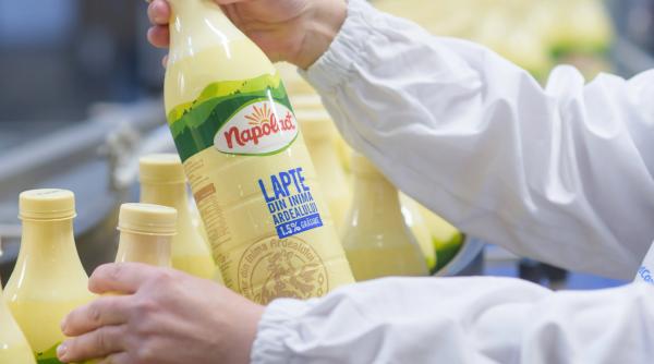 Alarmă dată în Parlament: marele brand românesc Napolact, gata să fie preluat de un miliardar maghiar, revizionist, „orbanist”, pro-rus și filo-chinez