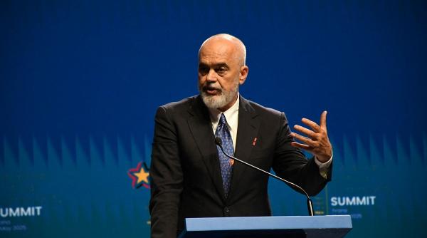 Albania numește un „ministru” AI pentru achiziții publice, în lupta cu corupția