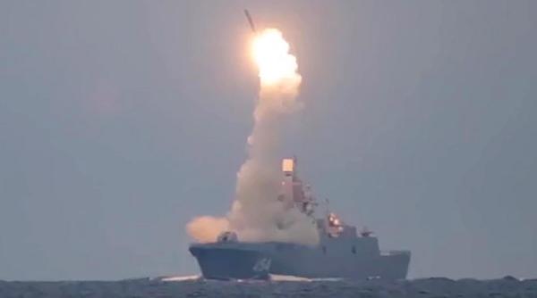 Rusia testează racheta hipersonică Zircon în timpul exercițiilor militare Zapad