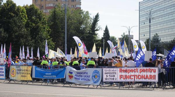 mii angajati administratia publica protest piata victoriei