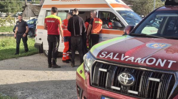 Culegătorii de ciuperci au găsit pe munte un ucrainean în stare gravă