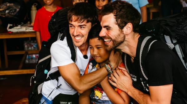 În seara aceasta, de la 20.30, la Asia Express: concurenții, între orașele plutitoare și lecțiile de tagalog