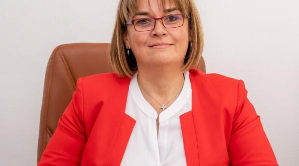 Ramona Lile, fost rector al Universității «Aurel Vlaicu», intră în PUSL și preia conducerea filialei Arad