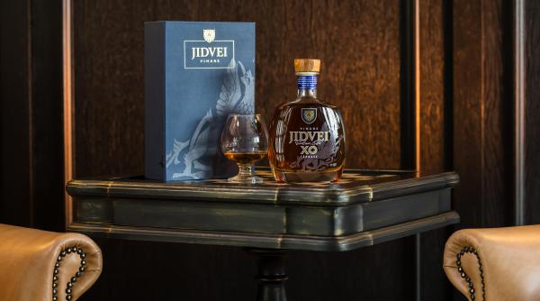 jidvei lanseaza vinars xo in premiera internationala la paris