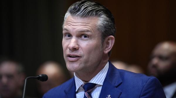O senatoare americana cere demisia secretarului Apărării, Pete Hegseth