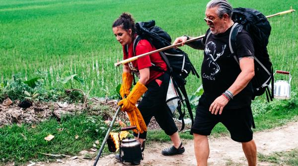 Diseară, ceaiul le pune capac concurenților în Asia Express - Drumul Eroilor, din nou lider detașat de audiență