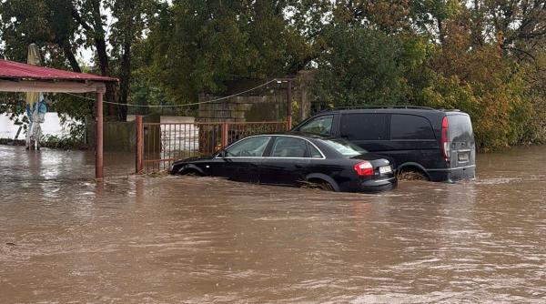 ploile blocat canalizarile judetul constanta avarii retele electricitate