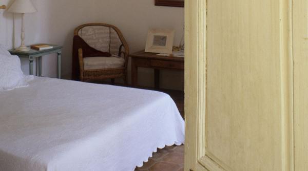 Ce trebuie să faci când ușa scârțâie: Soluții practice și rapide