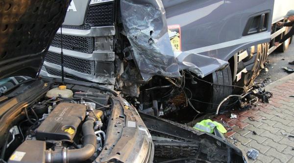 Se pregătește modificarea Legii RCA: plătești mai mult și asigurătorul decide ce despăgubire vrea să-ți dea