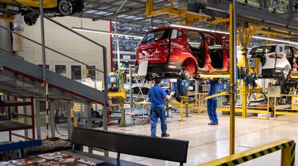 Atragerea investițiilor în industrie: PSD vrea să înlocuiască ajutorul de stat plătit de la buget cu stimulente fiscale 