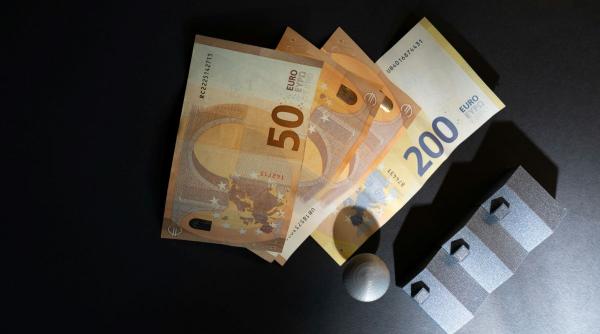 Fintech și IA: Transformarea pieței creditelor online în România