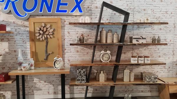 Mobilă din lemn masiv fabricată în România: RONEX – paturi din stejar pentru o viață și design la comandă