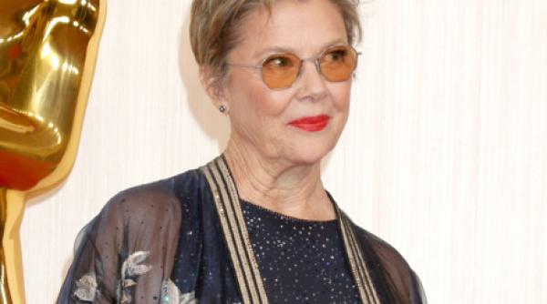 George Clooney și Annette Bening fac echipă într-o fabuloasă poveste de dragoste