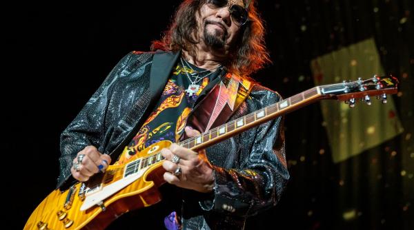A murit legendarul Ace Frehley, chitaristul original și membru fondator al trupei Kiss
