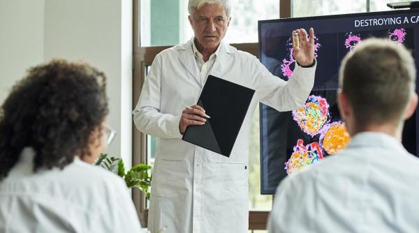 Primul studiu genetic realizat pe cei mai longevivi români. Concluziile prezentate de Senatul Științific al Fundației Dan Voiculescu pentru Dezvoltarea României