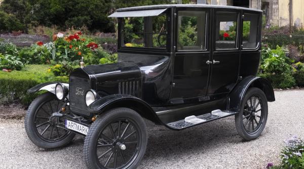 Mult aur, smaralde de Columbia și automobilul istoric Ford „care a pus America în mișcare”, în licitație la Artmark!