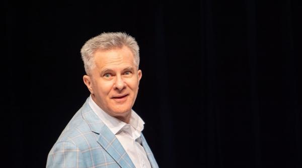 Doru Octavian Dumitru, dus de urgență la spital