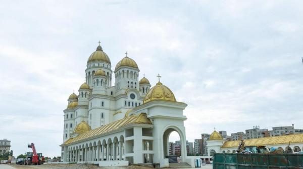 Live. Sfințirea Catedralei Naționale - zi istorică pentru români