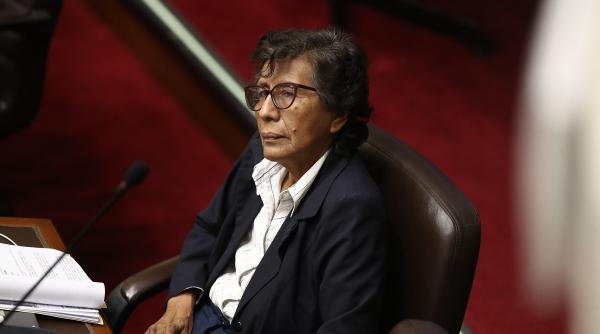 Scandal în Parlamentul din Peru. Gestul șocant făcut de o deputată a provocat indignare națională