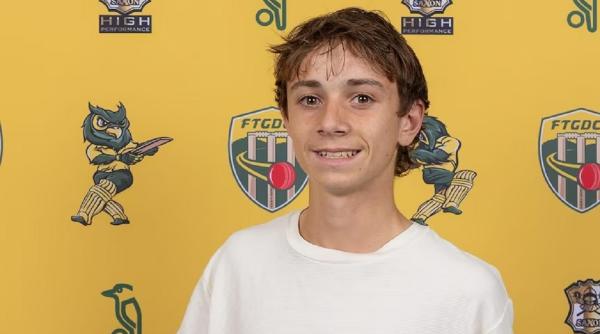 Un tânăr jucător australian de crichet moare după ce a fost lovit de minge