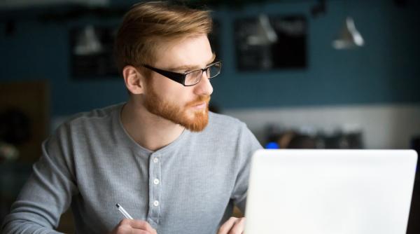 Radiografia antreprenoriatului românesc în 2025: Între provocări economice și nevoia de educație financiară