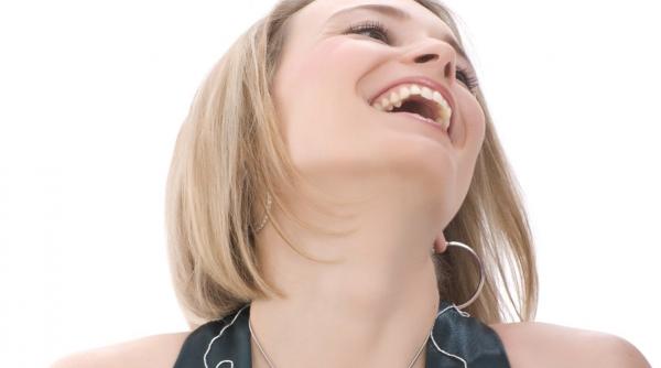 Nu le vei ghici! Aceste 4 zodii par mereu cu 10 ani mai tinere – astrologii dezvăluie de ce!