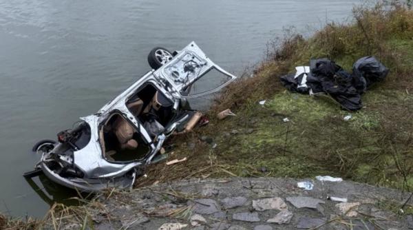 Șofer român, reținut pentru omor calificat după ce a provocat moartea a șase migranți în Bulgaria