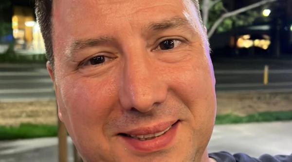 Senator, bănuit că a furat un rucsac dintr-un hotel: E o confuzie. Am crezut că este al unui coleg