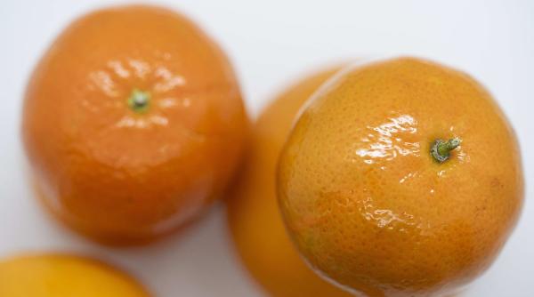 Nu mai arunca coaja de portocală! Medicii spun că e mai sănătoasă decât fructul în sine