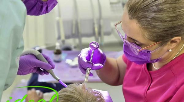 Ai pierdut un dinte? Află de ce specialiștii Ideal Dental recomandă să nu amâni înlocuirea lui