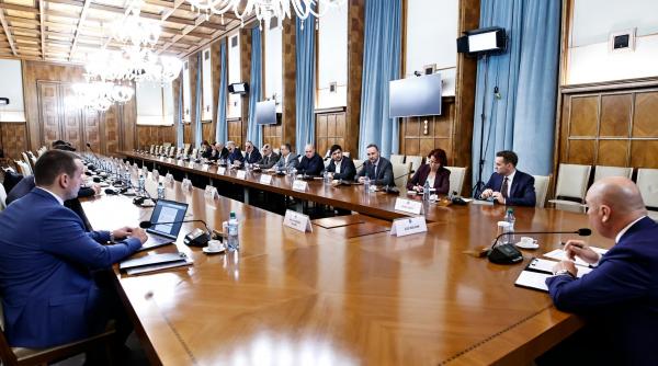 Liderii coaliției se reunesc luni seara pentru o decizie în privința pensiilor magistraților