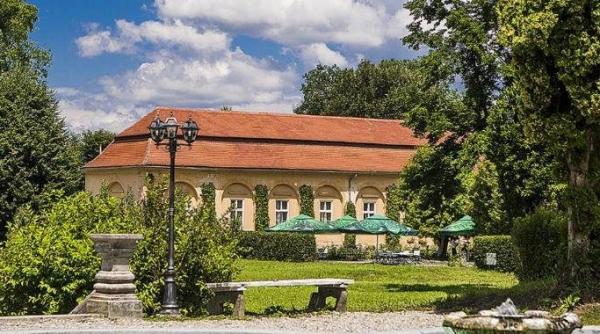 brukenthal turisti straini sibiu boutique hotel oaspeti decoratiuni