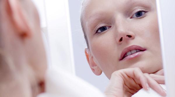 remedii casnice pentru buze uscate si crapate