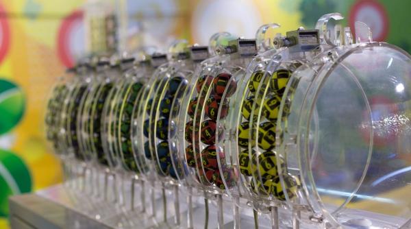 rezultate loto 6 49 duminica 23 noiembrie 2025