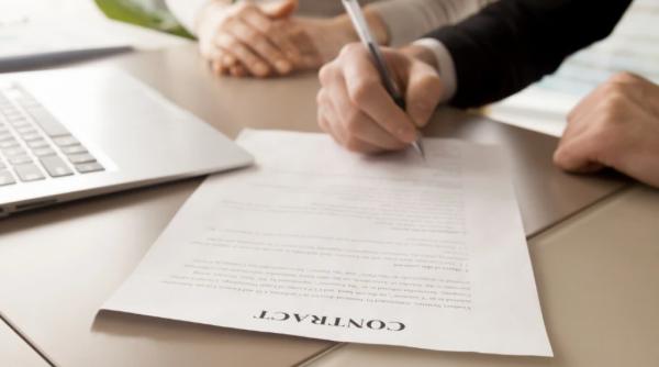 contractul cu un cetatean strain despre clauzele obligatorii si perioada de proba burlacu mihail