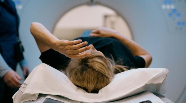 România înființează 3 Registre de screening pentru cancer. Cum vor fi sancționați cei care nu raportează datele