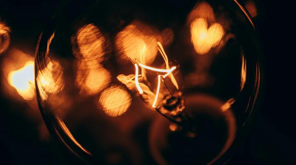 noiembrie preturi mici energia electrica