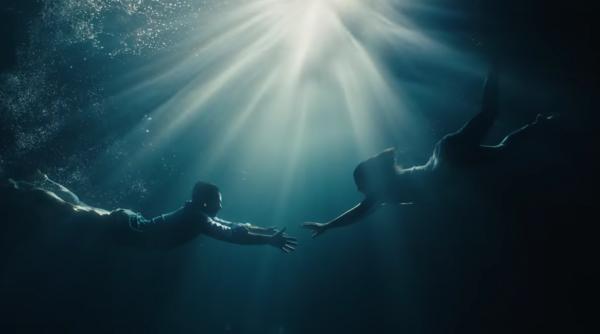 alone piesa compusa de doi romani care a ajuns sa fie ascultata in toata lumea incercam sa fim mici trendsetteri