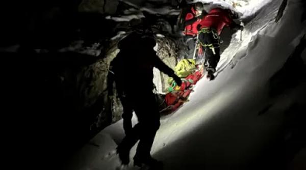 turist munte fagaras varf netedu