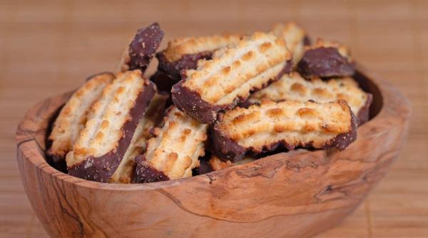 Deserturi tradiționale de sărbători: Cum să prepari biscuiți șprițați