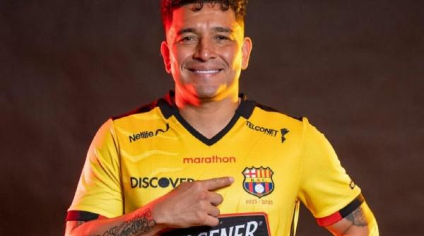 fotbalistul ecuadorian mario pineida asasinat orasul guayaquil