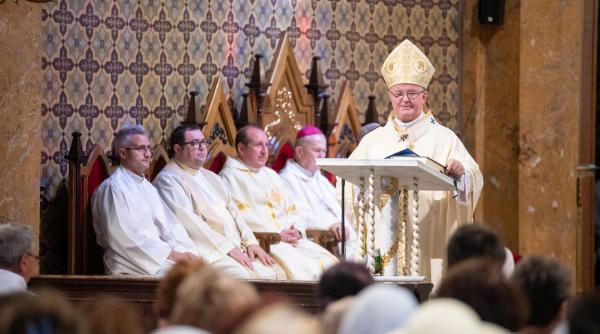 Mesajul public de Crăciun al ÎPS Aurel Percă, Arhiepiscop Mitropolit romano-catolic de București