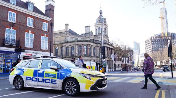 Coșmar de 13 ani: Fostul soț și alți cinci bărbați, acuzați de violuri și abuzuri sexuale împotriva unei femei din Marea Britanie