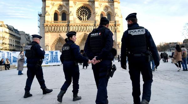 Atacuri cu cuțitul în metroul din Paris: trei femei au fost rănite