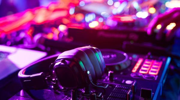 indie edm pop dance si afro made in romania cine sunt romanii din spatele proiectului care a revolutionat industria muzicii